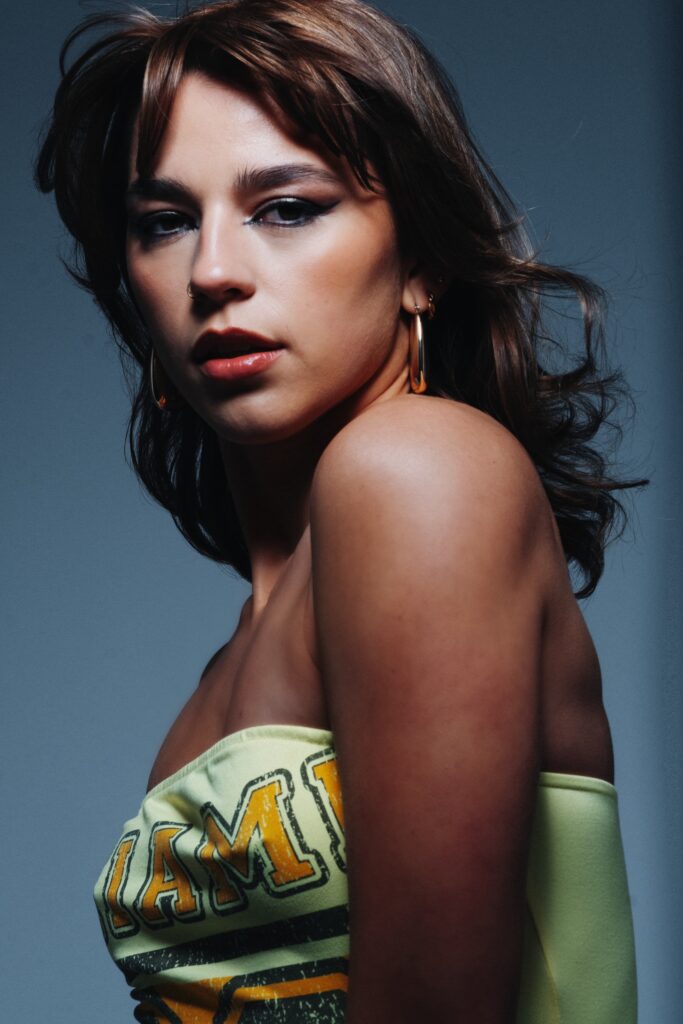 Facetune_09-12-2025-11-04-42